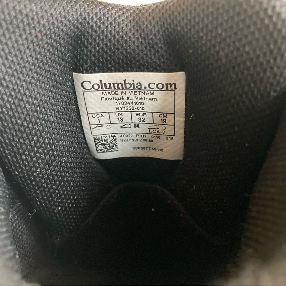 Boys Columbia Waterproof Winter Snow Boots - Picture 9 of 9